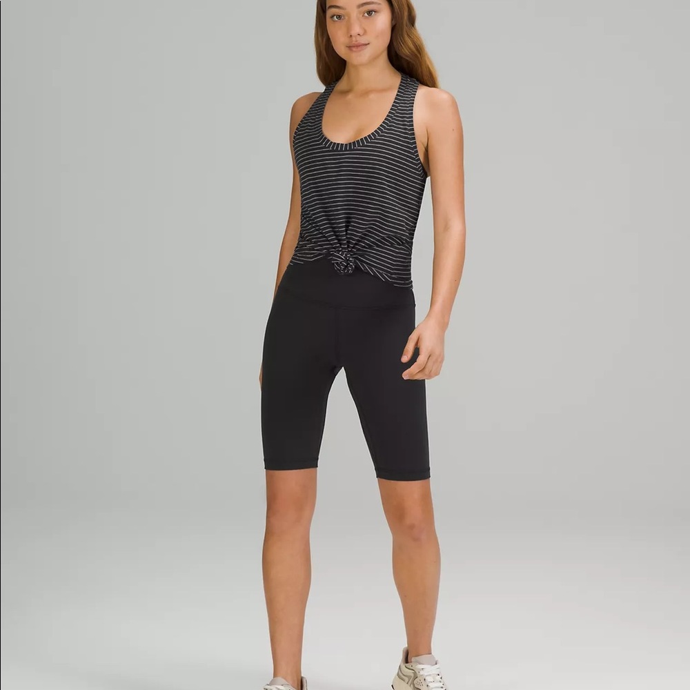 Lululemon Love Tank Pleated. Size 4. Synchronize Stripe Black White. Brand New.